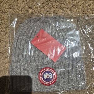 Canada Goose Light Gray Ribbed Beanie